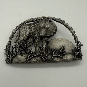 Vintage Signed JJ Pewter Lone Wolf & Moon Brooch Pin Collectible Nature Jewelry